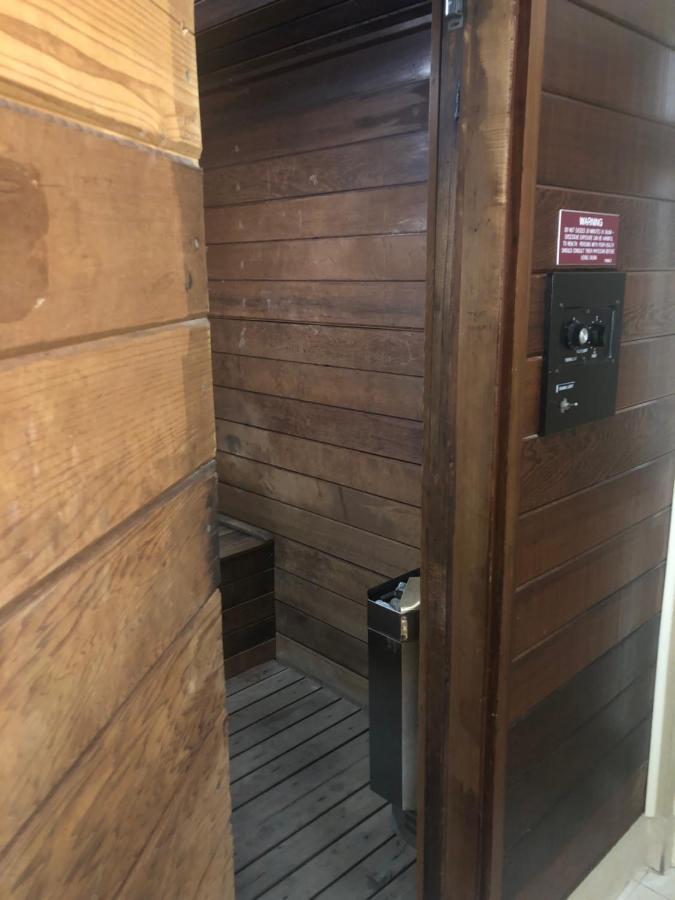 Naples Dream At Wtc With Heated Pool Spa Sauna 7 Bicycles And 3 Mls To Beach Exterior photo